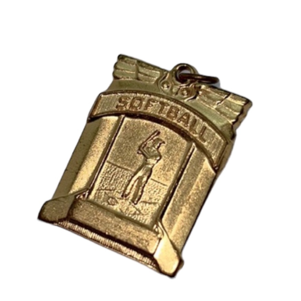SOFTBALL BOY CHARM / PENDANT GOLD TONE VINTAGE